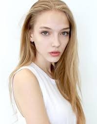 Allie Lewis